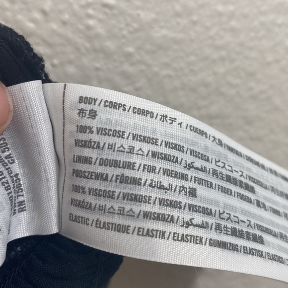 Abercrombie Floral print Shirred Elastic Crop Top w Ruffle Straps size XS - Picture 5 of 5